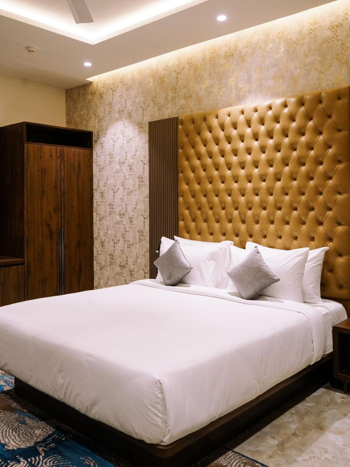 Hotel Enrise By Sayaji Nagpur Esterno foto